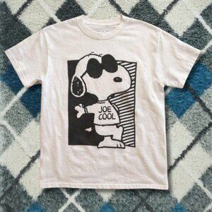 Cool Cartoon Dog Graphic Tee Cream Sunglasses Character Shirt